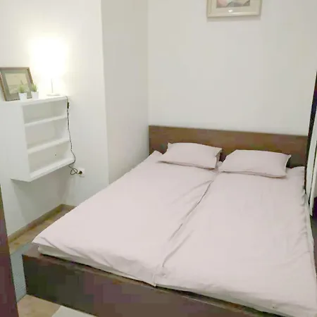 E34 Apartment