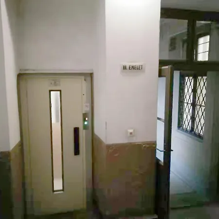 Daire E34 Budapeşte