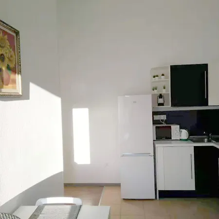 E34 * Budapest