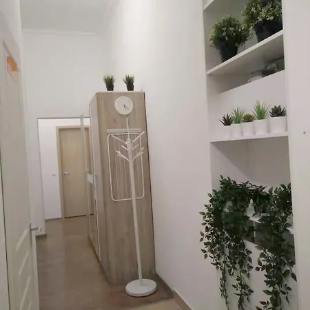 E34 Apartment *
