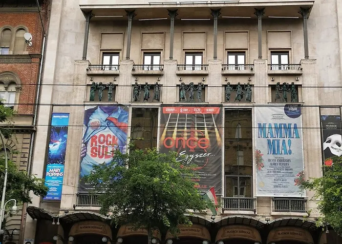 E34 * 부다페스트